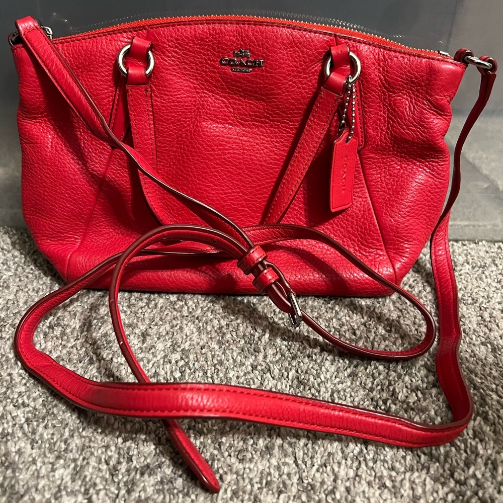 Coach crossbody - red